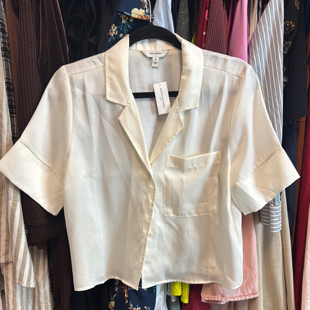 Banana Republic Ivory Button Down Shirt